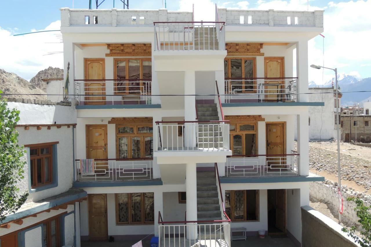 Babu Guest House Leh Exterior foto